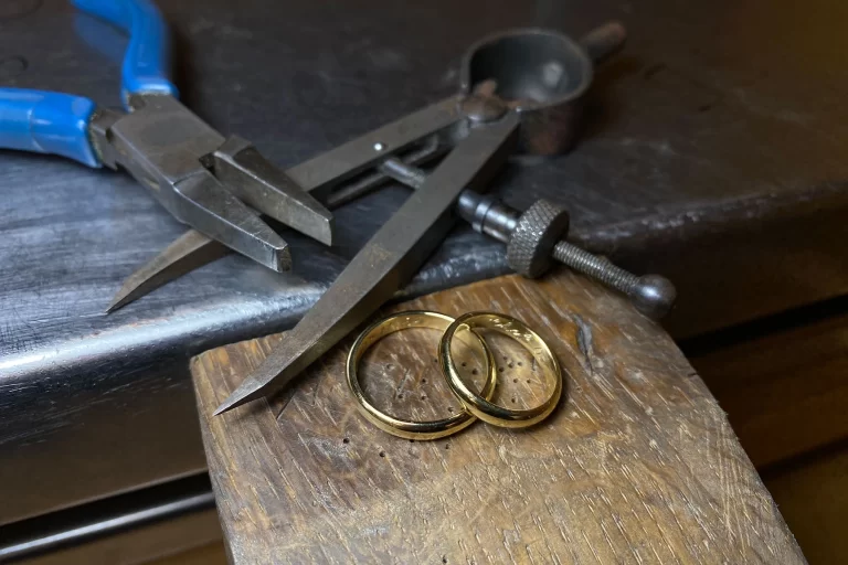 Course Make Your Own Wedding Rings